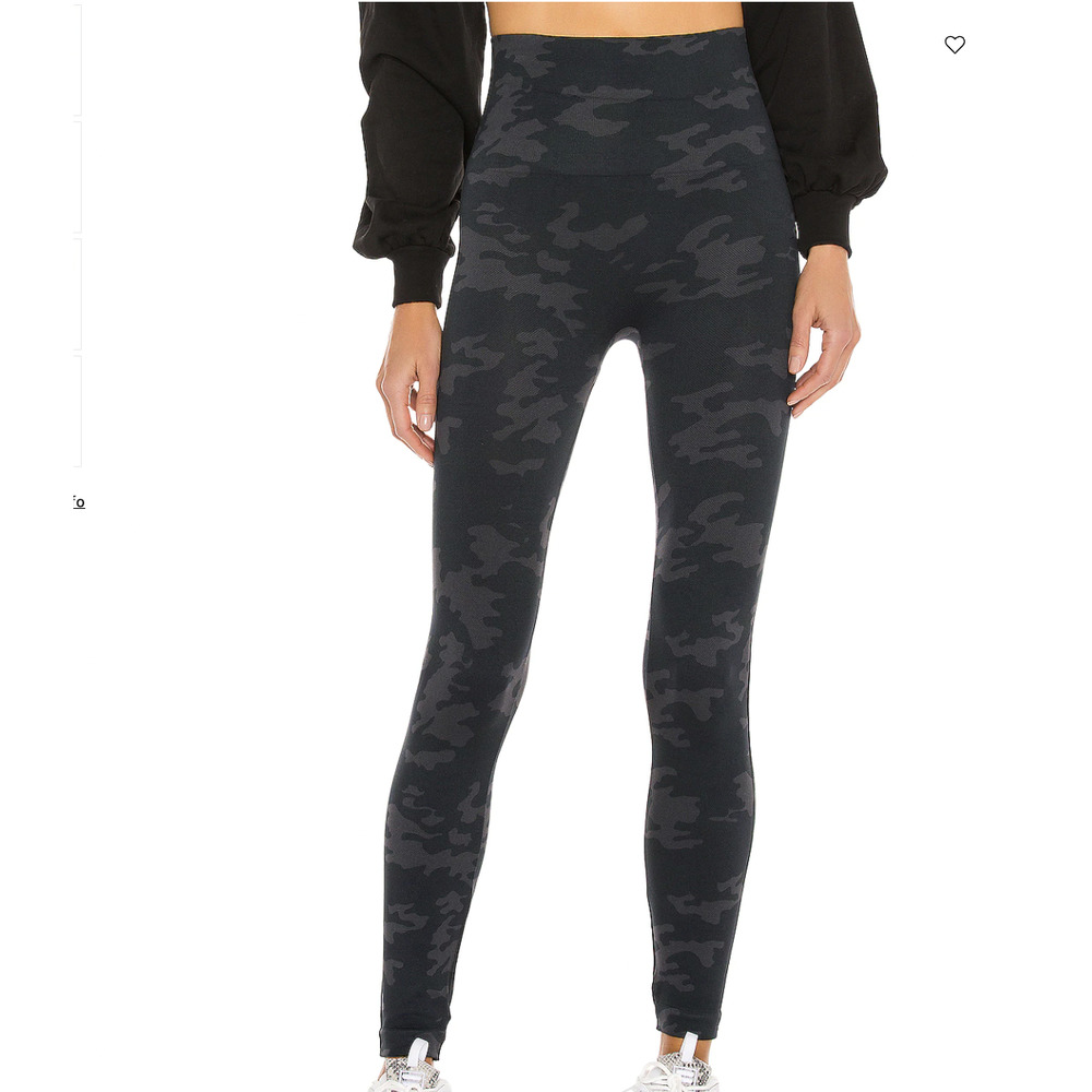Spanx Black Camo Seamless Look At Me Now Leggings sz XS